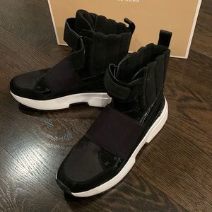 COPY - Michael Michael Kors Cosmo high top size 9.